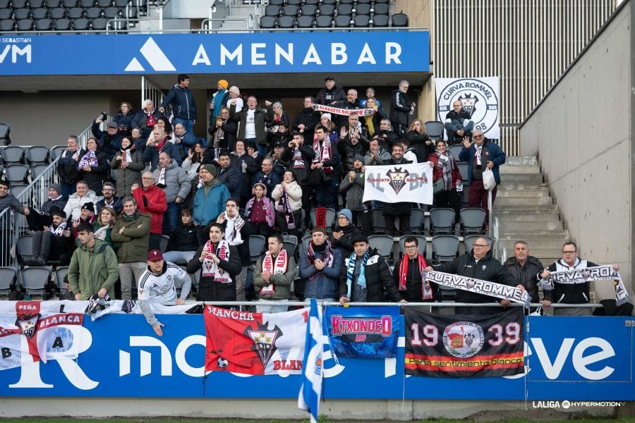 La Curva Rommel, siempre acompañando al Alba.🚌🙌🙌